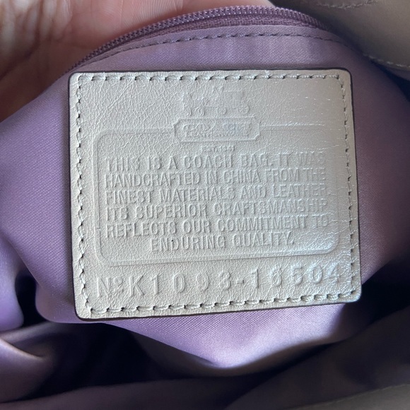 Large Coach leather shoulder bag - Picture 7 of 7